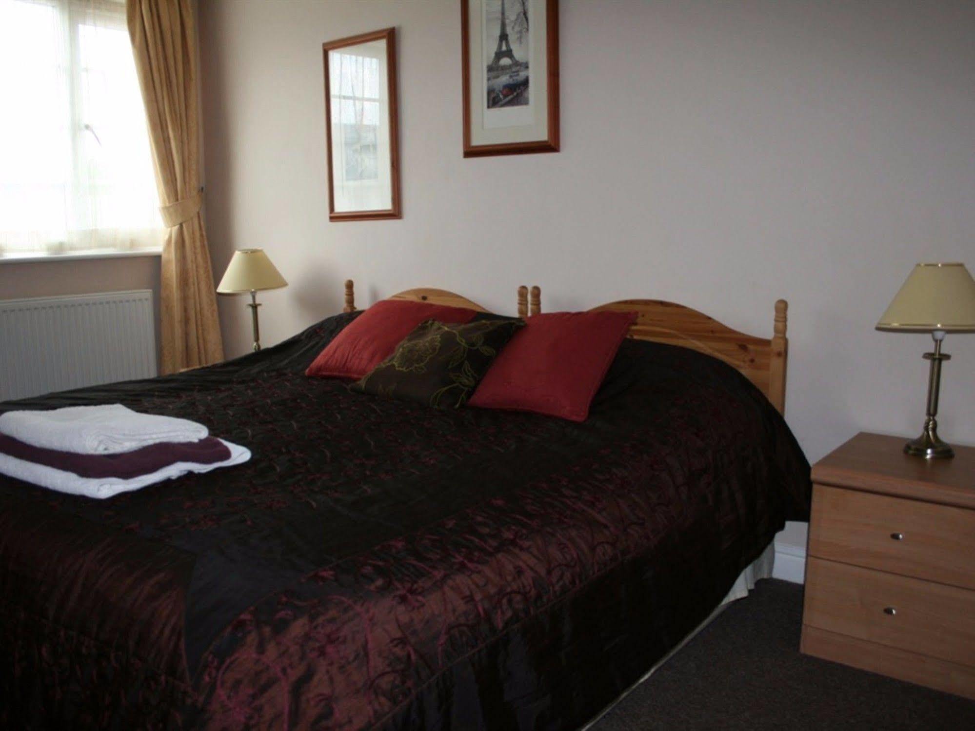 The Manor Guest House York Bagian luar foto